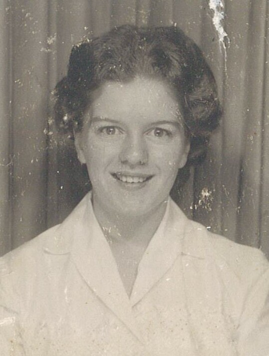 Delilah Lowe